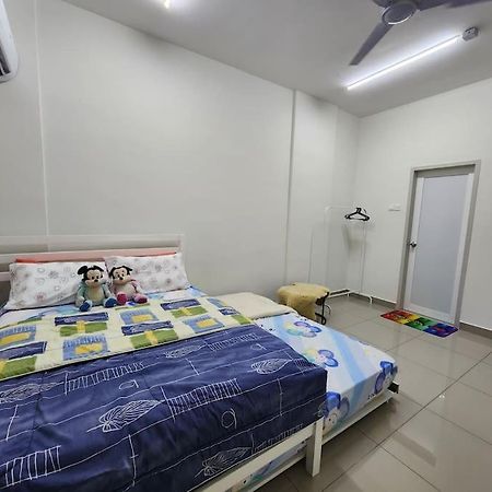 Cozy Familee Homestay Simpang Ampat  Eksteriør billede